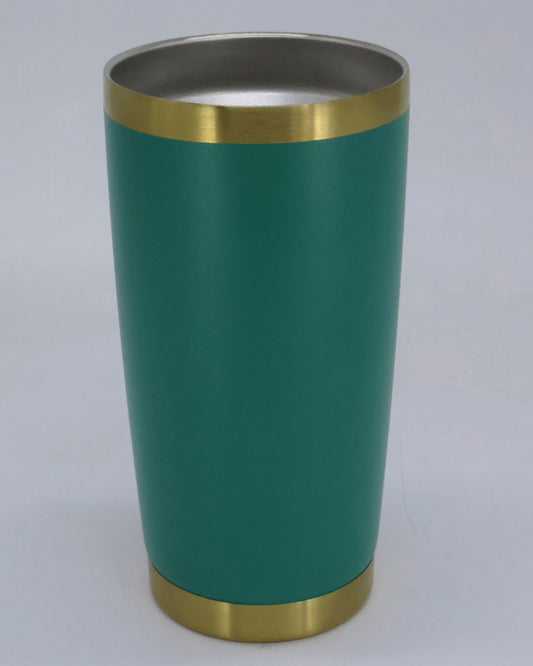 Termo tipo yeti 20 oz verde con fondo dorado